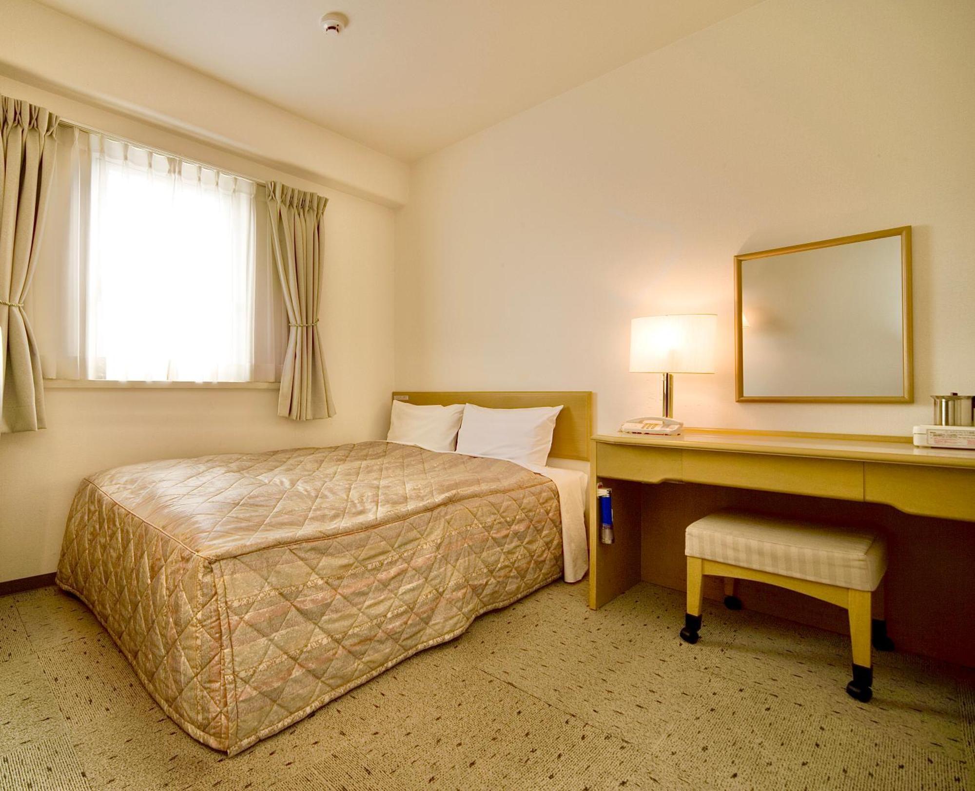 Kurashiki Ekimae Universal Hotel ภายนอก รูปภาพ